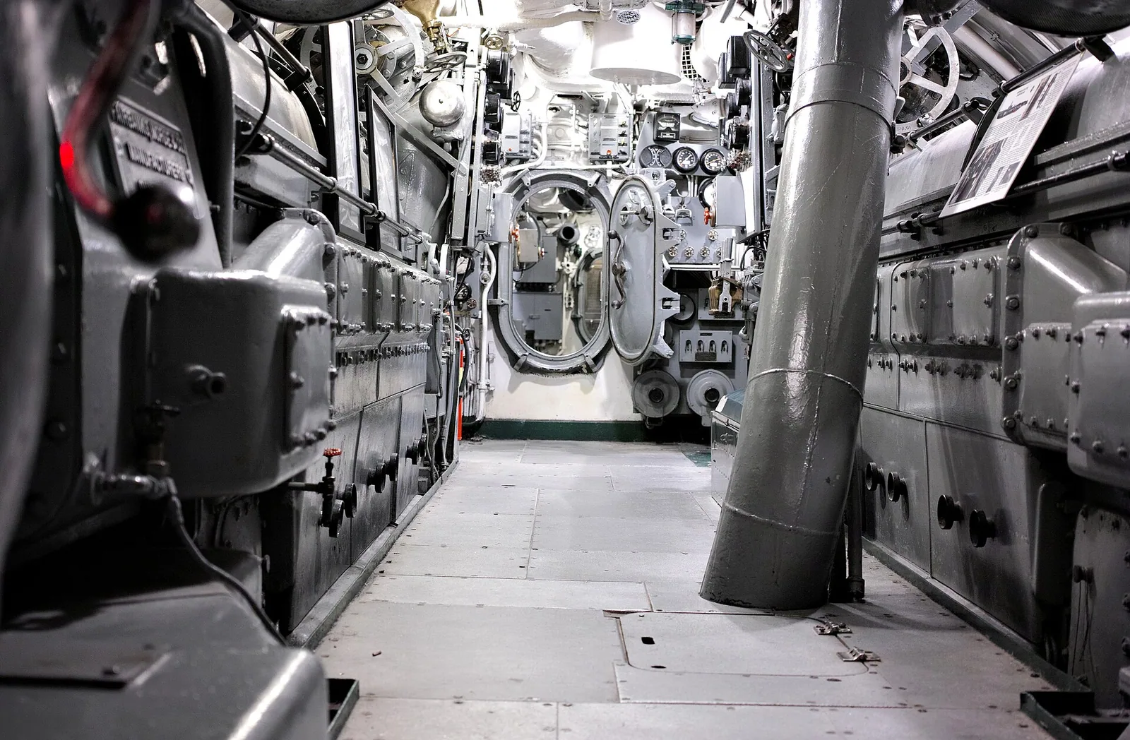 USS Silversides (SS-236)