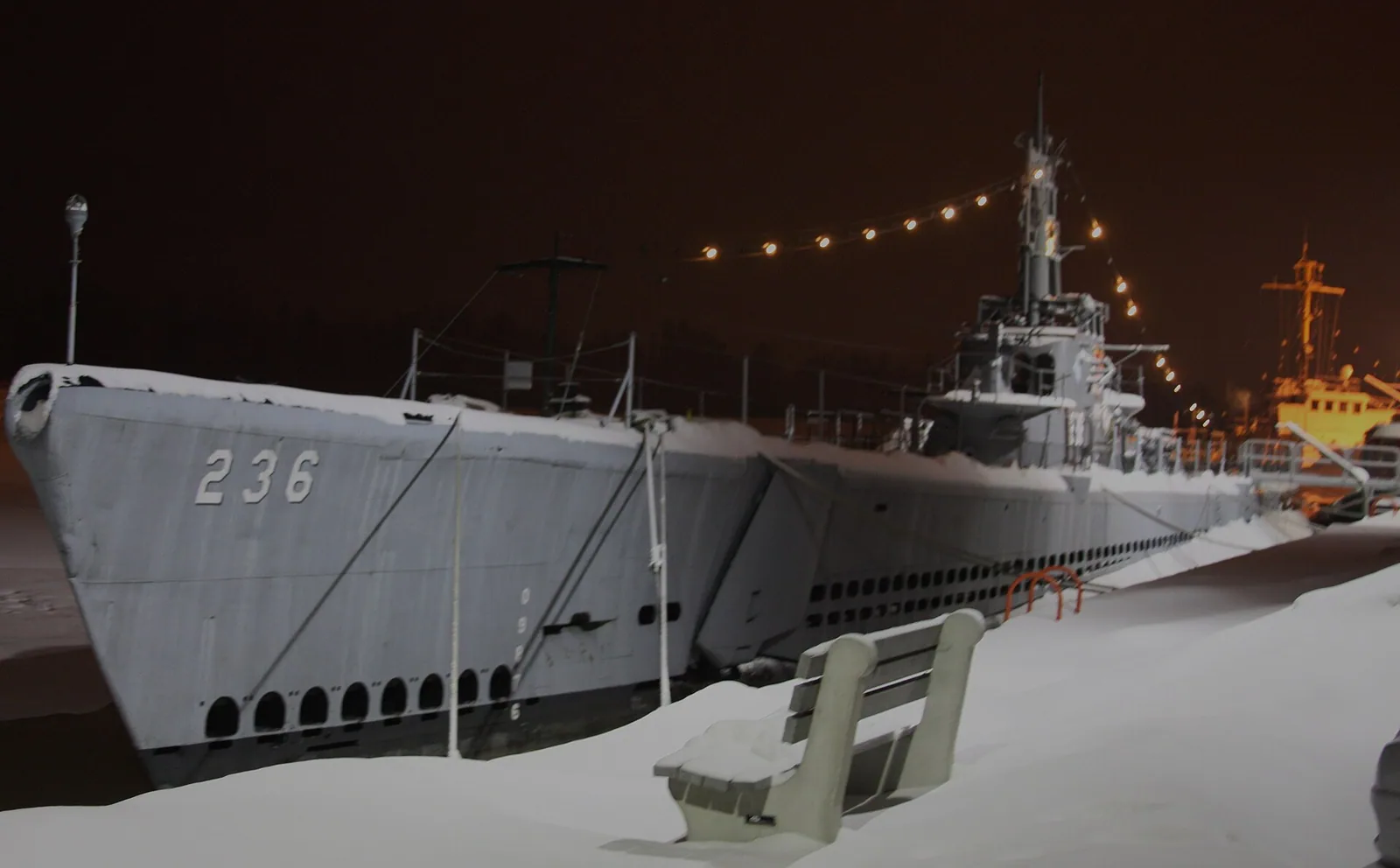 USS Silversides (SS-236)