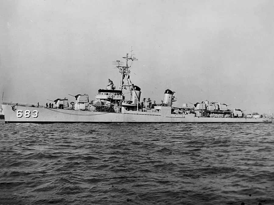 USS Stockham (DD-683)