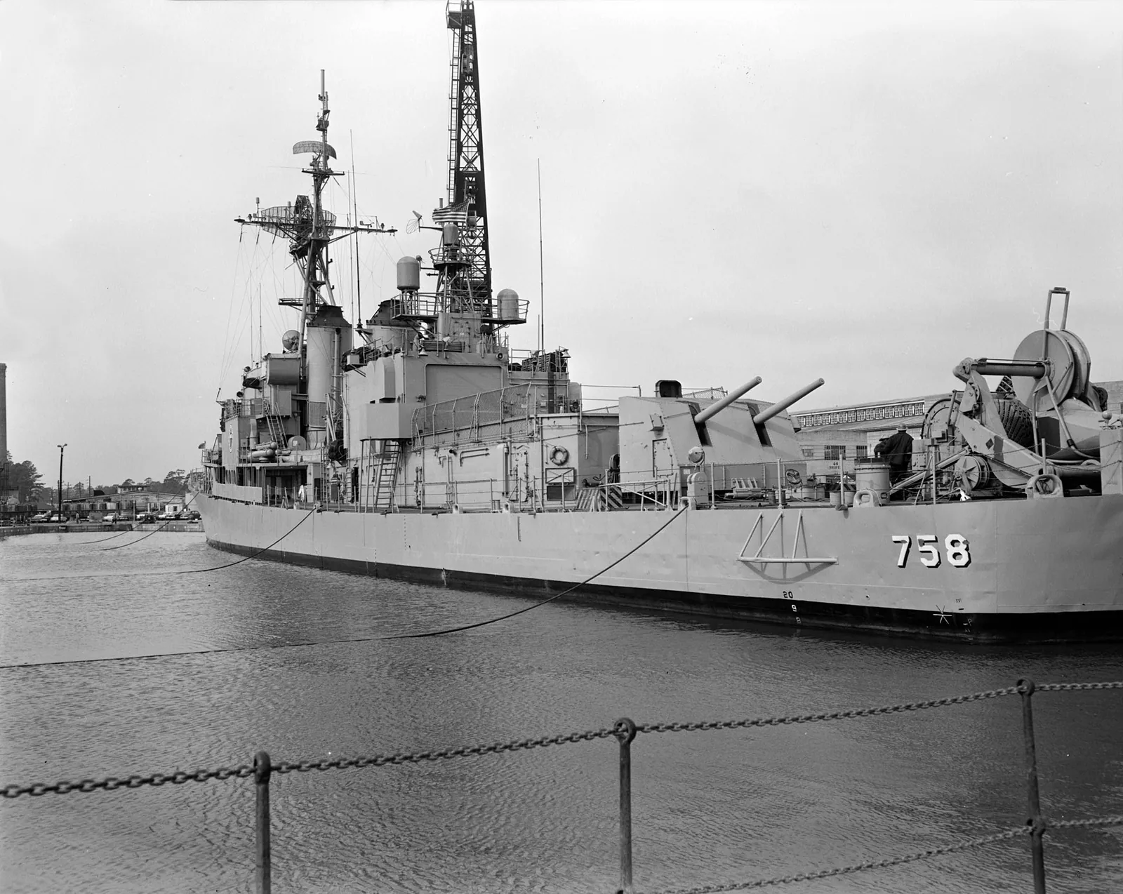 USS Strong (DD-758)