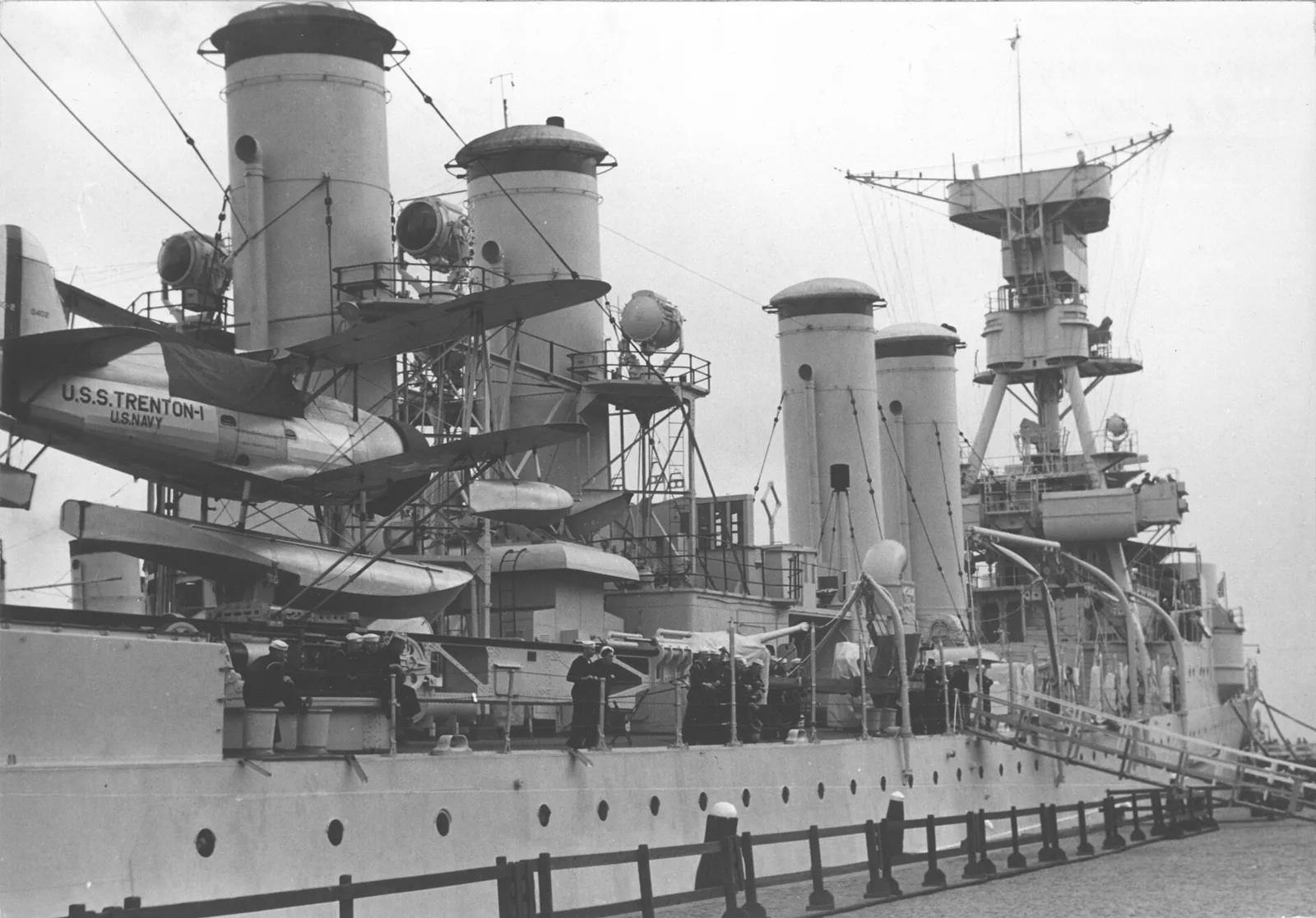 USS Trenton (CL-11)