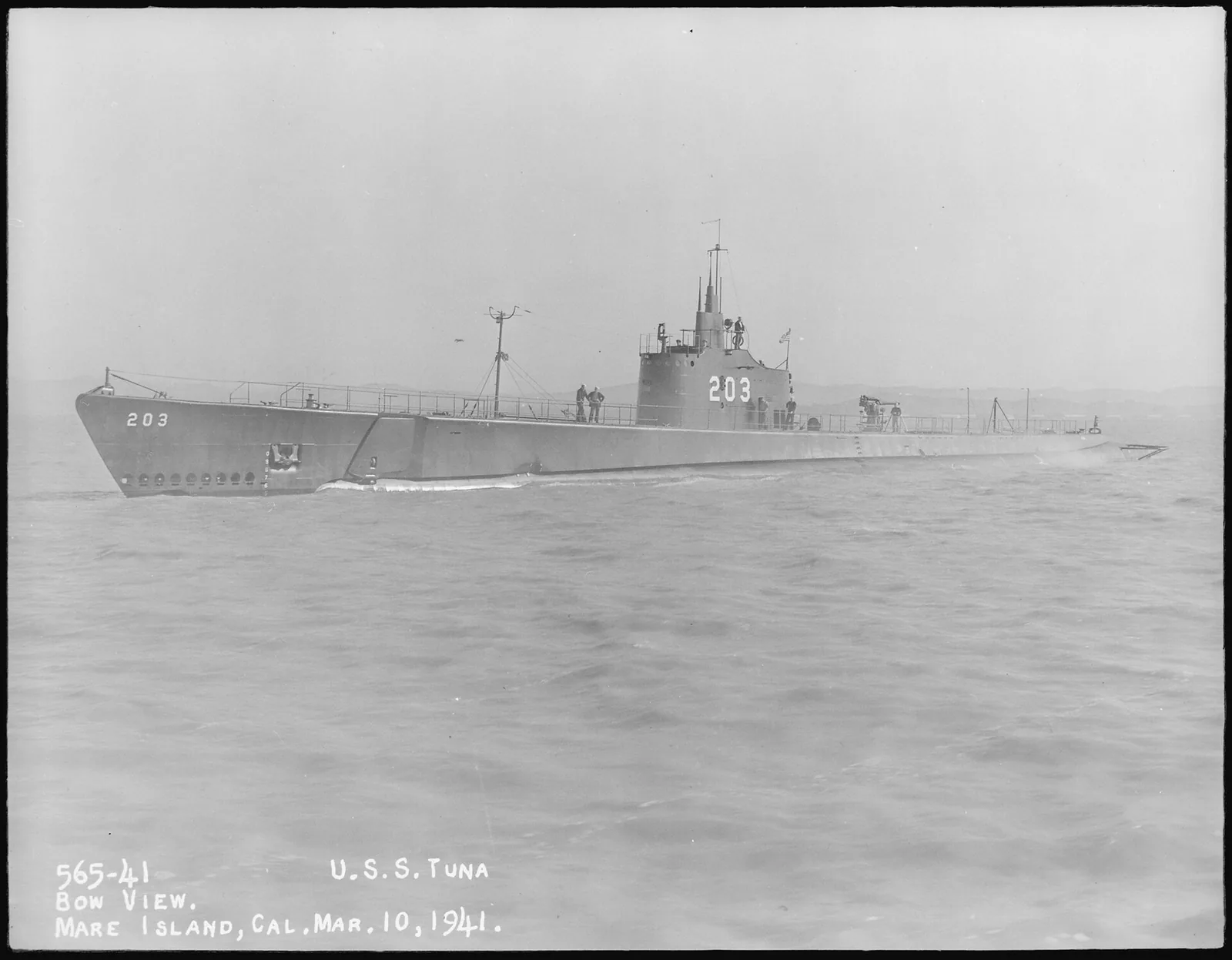 USS Tuna (SS-203)