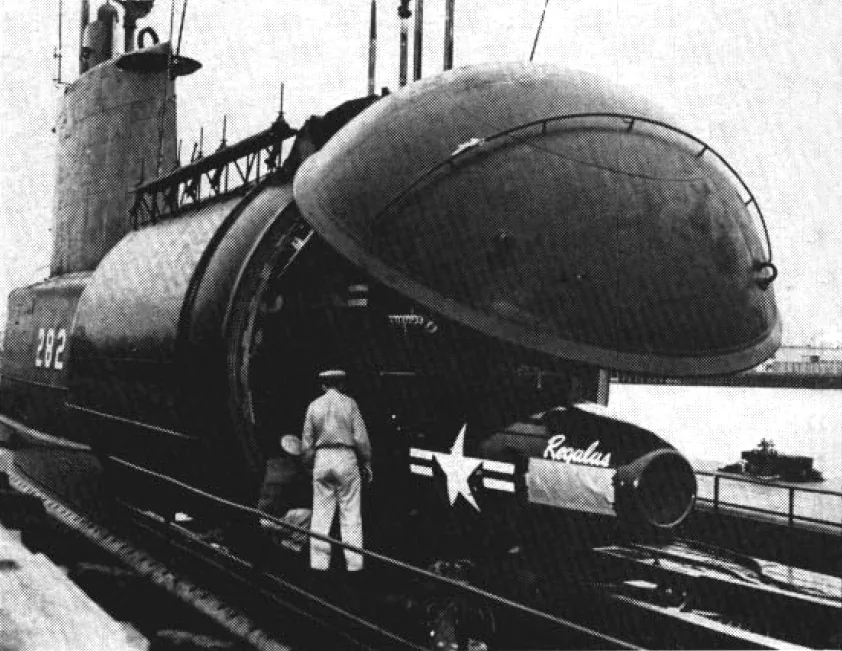 USS Tunny (SS-282)