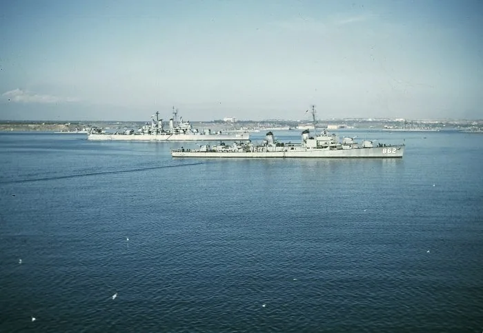 USS Vogelgesang (DD-862)