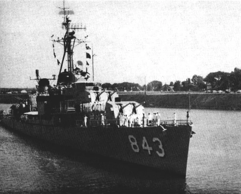 USS Warrington (DD-843)