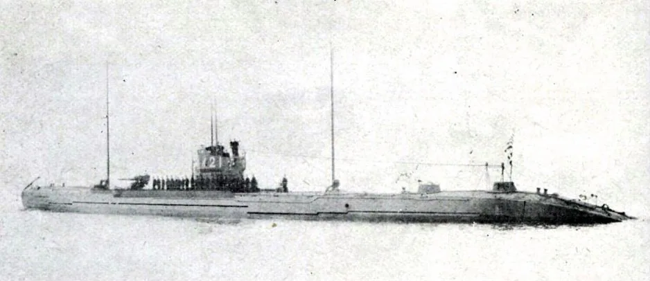 Japanese submarine I-121